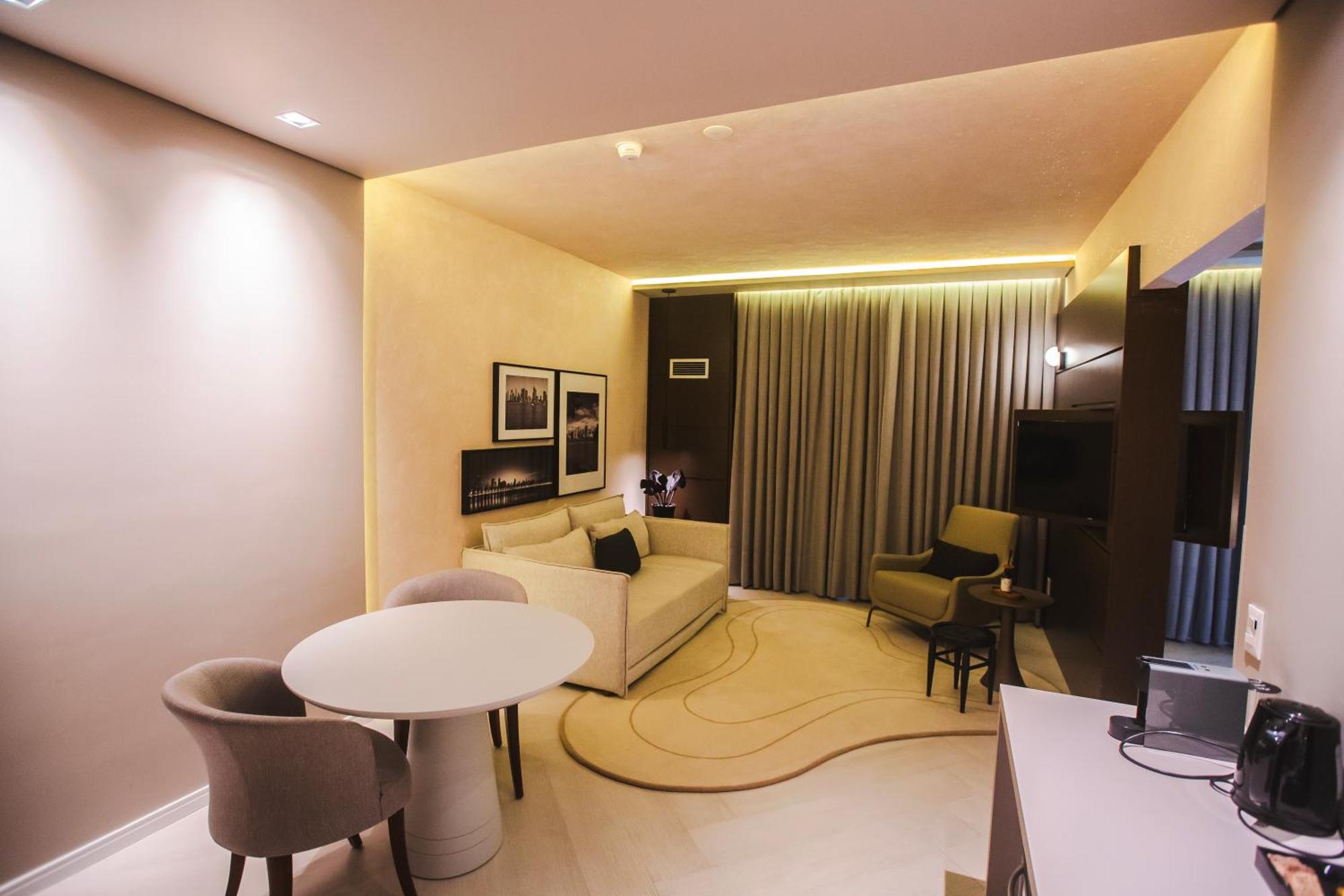 Mercure Camboriu Balneário Camboriú Buitenkant foto