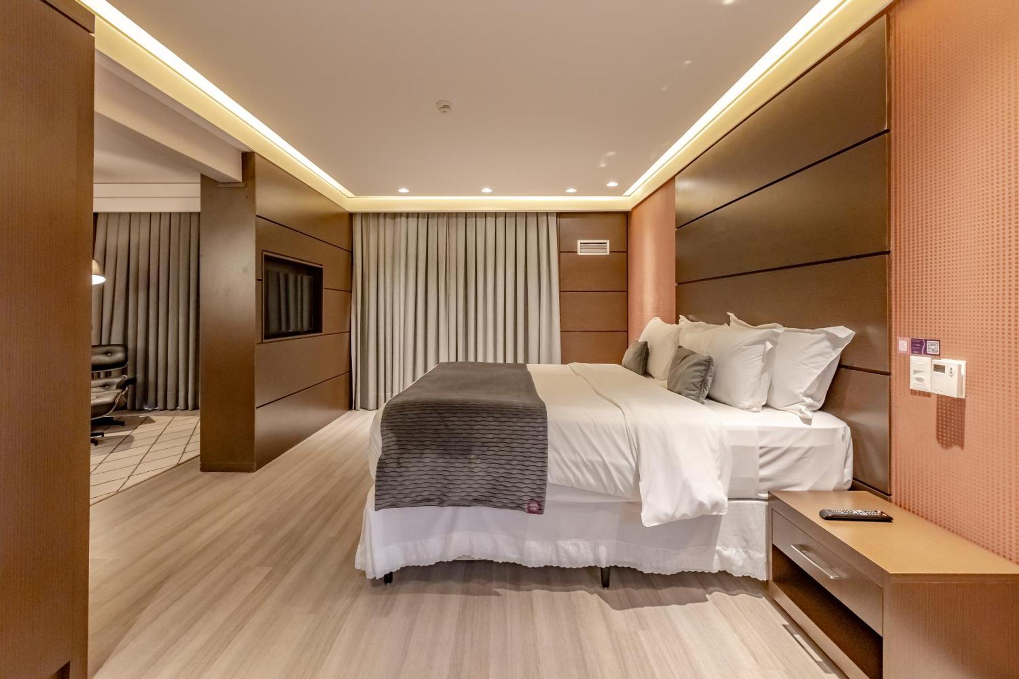 Mercure Camboriu Balneário Camboriú Buitenkant foto